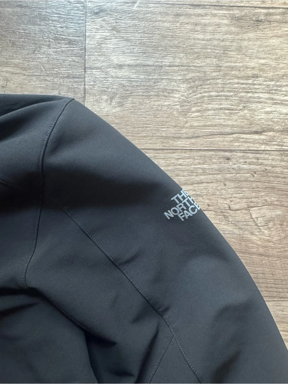 The North Face Men's Black Performance Softshell Jacket